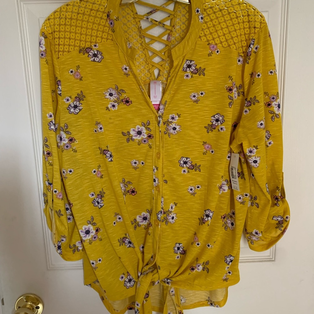 No Boundaries New Cute Floral Blouse SZ 21 JR’s